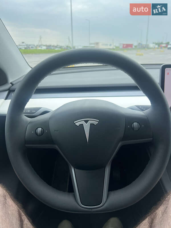 Внедорожник / Кроссовер Tesla Model Y 2023 в Львове фото 27 Внедорожник / Кроссовер Tesla Model Y 2023 в Львове