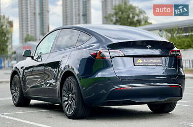 Внедорожник / Кроссовер Tesla Model Y 2024 в 