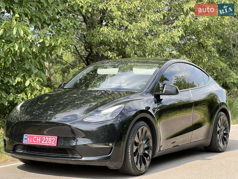 Внедорожник / Кроссовер Tesla Model Y 2021 в 