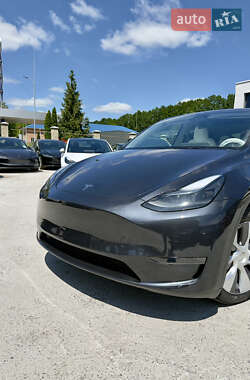 Внедорожник / Кроссовер Tesla Model Y 2024 в 