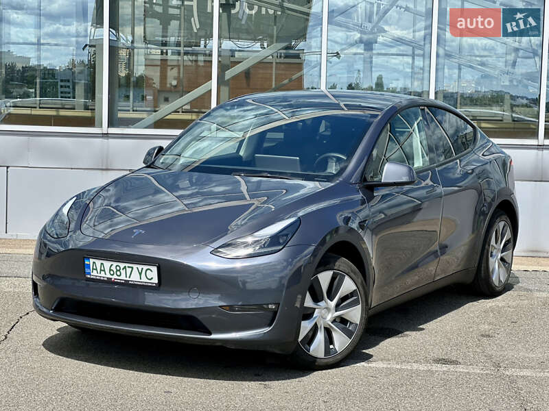 Внедорожник / Кроссовер Tesla Model Y 2023 в Киеве