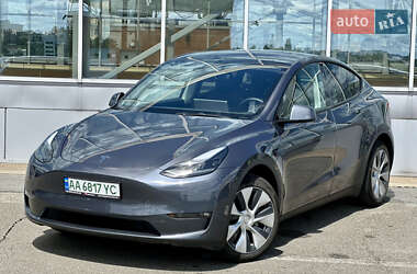 Внедорожник / Кроссовер Tesla Model Y 2023 в 