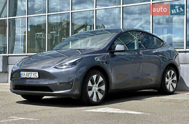 Внедорожник / Кроссовер Tesla Model Y 2023 в 