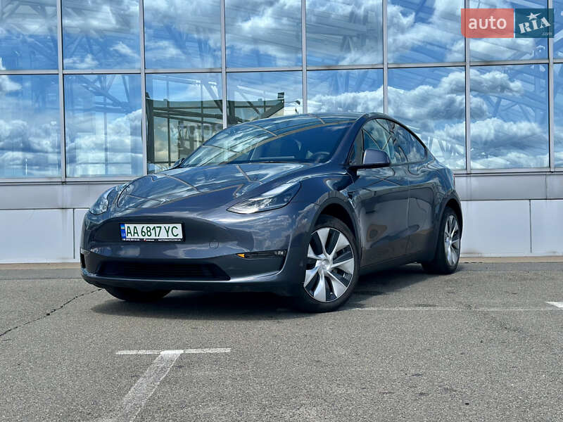 Внедорожник / Кроссовер Tesla Model Y 2023 в Киеве