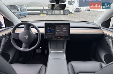 Внедорожник / Кроссовер Tesla Model Y 2024 в 