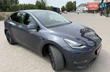 Внедорожник / Кроссовер Tesla Model Y 2022 в 