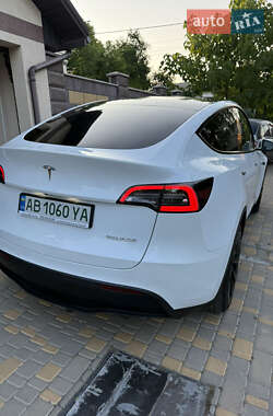 Внедорожник / Кроссовер Tesla Model Y 2022 в 