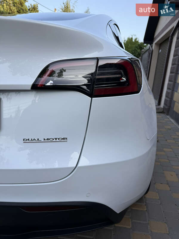 Внедорожник / Кроссовер Tesla Model Y 2022 в Одессе