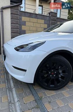 Внедорожник / Кроссовер Tesla Model Y 2022 в 