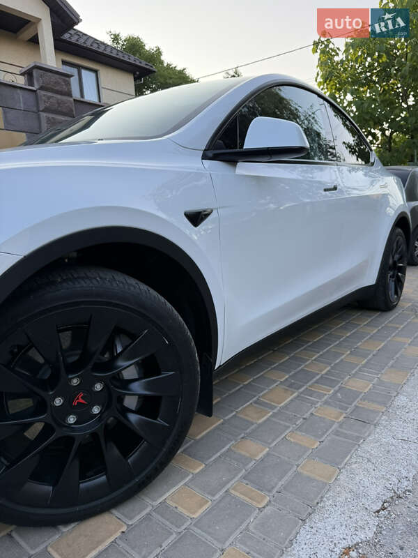 Внедорожник / Кроссовер Tesla Model Y 2022 в Одессе