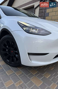 Внедорожник / Кроссовер Tesla Model Y 2022 в 