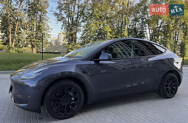 Внедорожник / Кроссовер Tesla Model Y 2022 в 