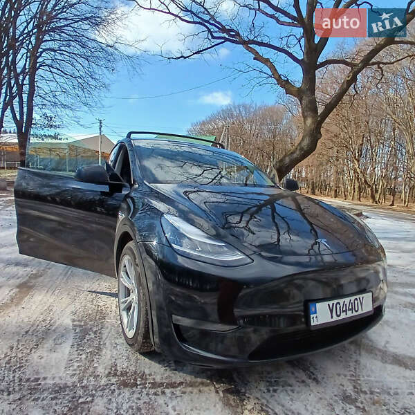 Внедорожник / Кроссовер Tesla Model Y 2020 в Львове