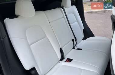 Внедорожник / Кроссовер Tesla Model Y 2022 в 