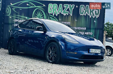 Внедорожник / Кроссовер Tesla Model Y 2023 в 