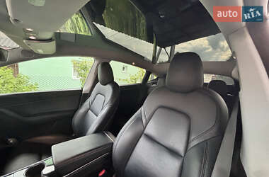 Внедорожник / Кроссовер Tesla Model Y 2020 в 