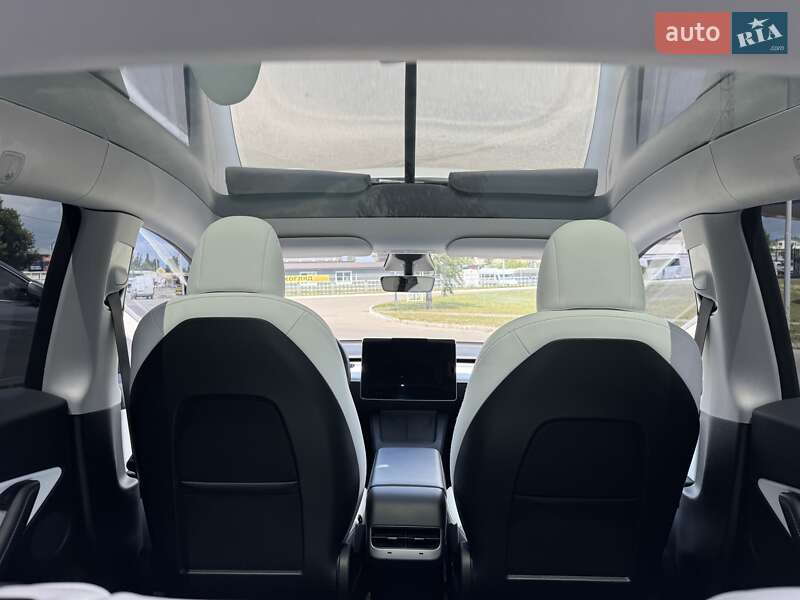 Внедорожник / Кроссовер Tesla Model Y 2021 в Кременчуге