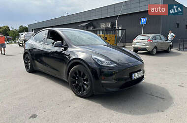 Внедорожник / Кроссовер Tesla Model Y 2020 в Киеве