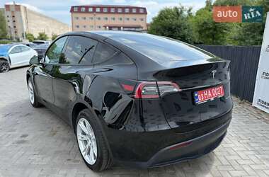 Внедорожник / Кроссовер Tesla Model Y 2021 в 