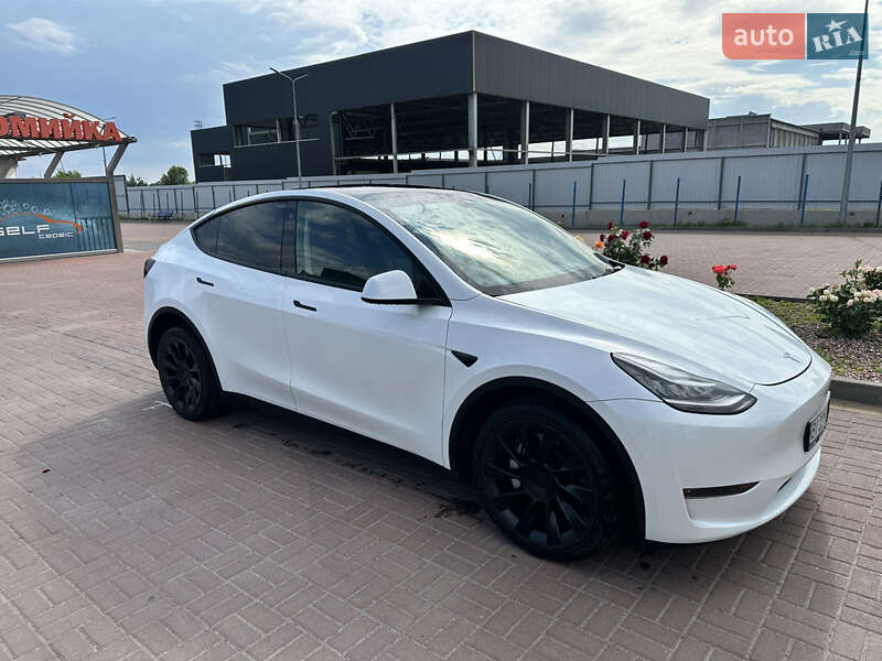 Внедорожник / Кроссовер Tesla Model Y 2023 в Полтаве фото 8 Внедорожник / Кроссовер Tesla Model Y 2023 в Полтаве