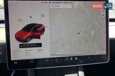 Внедорожник / Кроссовер Tesla Model Y 2021 в 