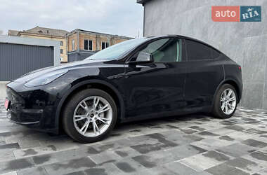 Позашляховик / Кросовер Tesla Model Y 2022 в 
