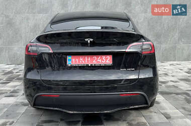 Позашляховик / Кросовер Tesla Model Y 2022 в 