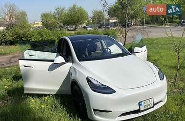 Внедорожник / Кроссовер Tesla Model Y 2023 в 