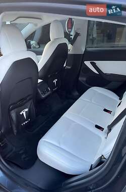 Внедорожник / Кроссовер Tesla Model Y 2020 в 