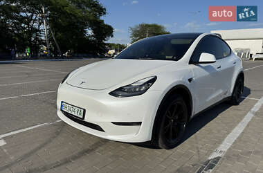 Внедорожник / Кроссовер Tesla Model Y 2021 в 