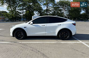 Внедорожник / Кроссовер Tesla Model Y 2021 в 