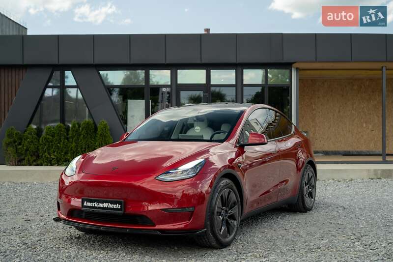Tesla Model Y 2020