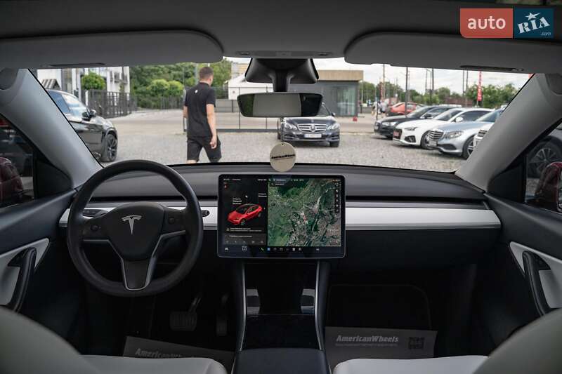 Внедорожник / Кроссовер Tesla Model Y 2020 в Черновцах