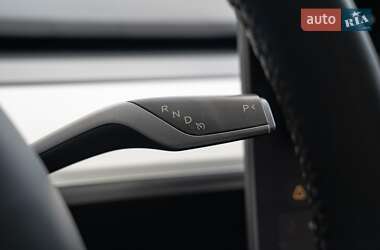 Внедорожник / Кроссовер Tesla Model Y 2020 в 
