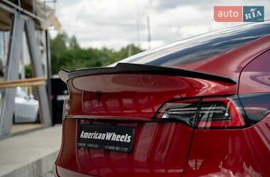 Внедорожник / Кроссовер Tesla Model Y 2020 в 
