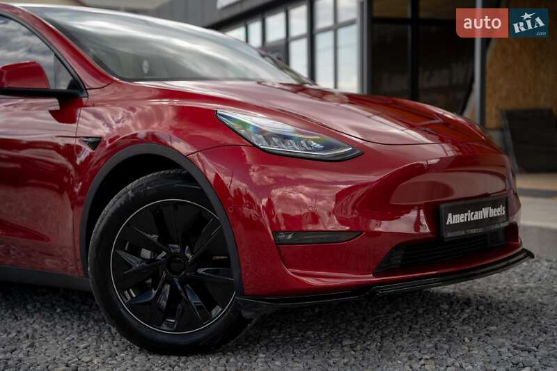 Внедорожник / Кроссовер Tesla Model Y 2020 в Черновцах