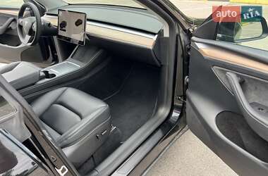 Внедорожник / Кроссовер Tesla Model Y 2023 в 