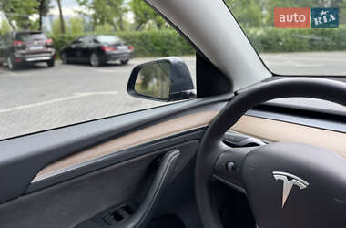 Внедорожник / Кроссовер Tesla Model Y 2023 в 