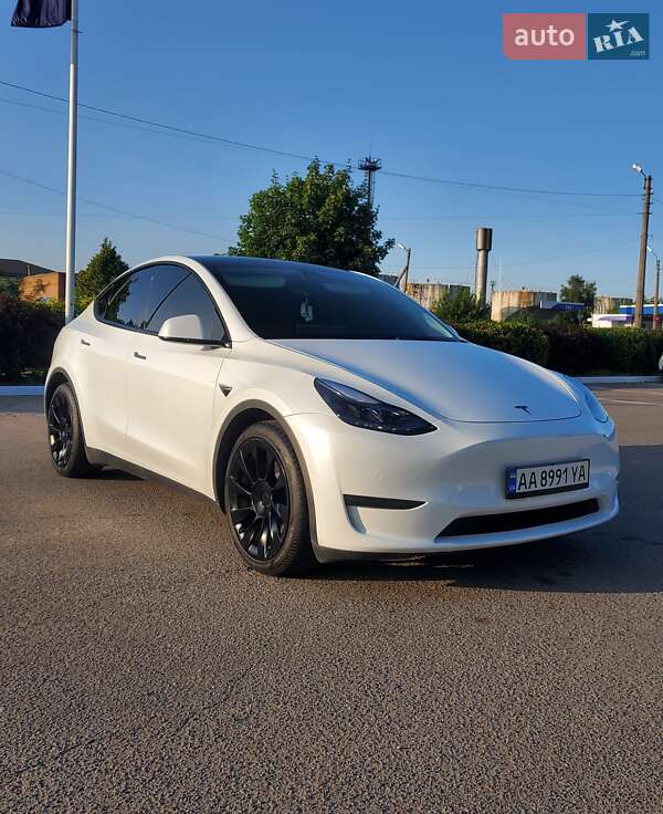 Внедорожник / Кроссовер Tesla Model Y 2022 в 