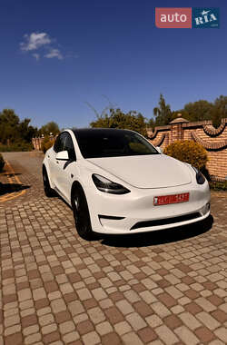 Внедорожник / Кроссовер Tesla Model Y 2021 в 
