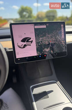 Внедорожник / Кроссовер Tesla Model Y 2021 в 