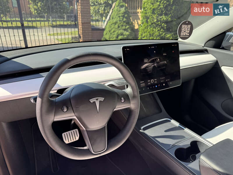Внедорожник / Кроссовер Tesla Model Y 2022 в Луцке