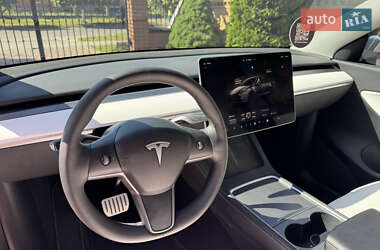 Внедорожник / Кроссовер Tesla Model Y 2022 в 
