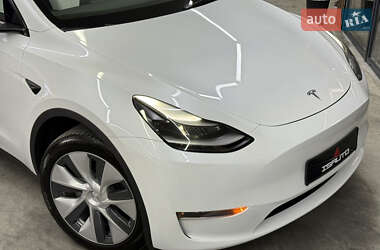 Внедорожник / Кроссовер Tesla Model Y 2023 в 