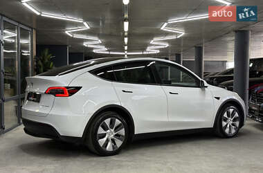 Внедорожник / Кроссовер Tesla Model Y 2023 в 