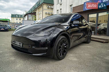 Внедорожник / Кроссовер Tesla Model Y 2022 в 