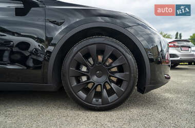 Внедорожник / Кроссовер Tesla Model Y 2022 в 