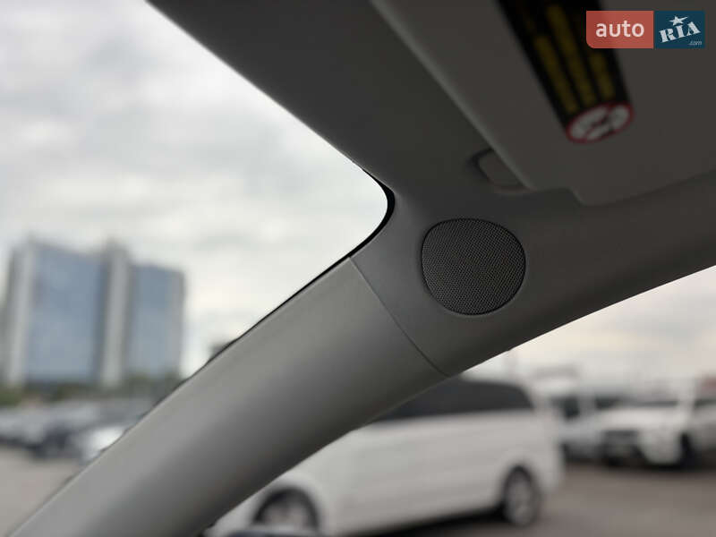 Внедорожник / Кроссовер Tesla Model Y 2020 в Киеве