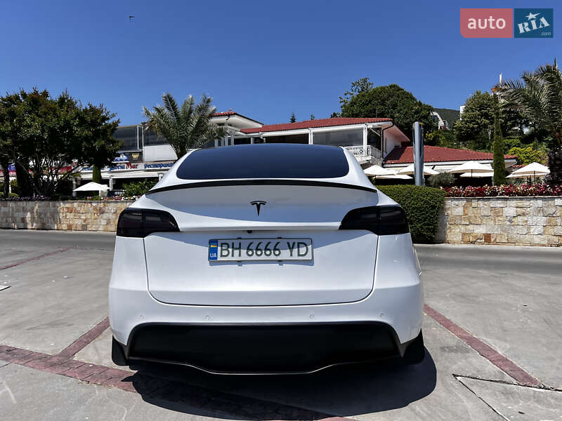 Позашляховик / Кросовер Tesla Model Y 2021 в Одесі