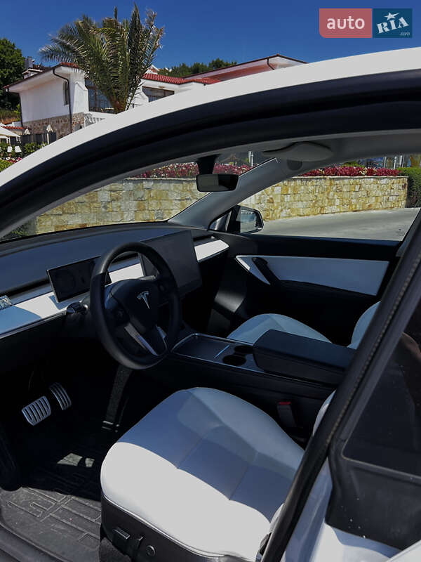 Позашляховик / Кросовер Tesla Model Y 2021 в Одесі